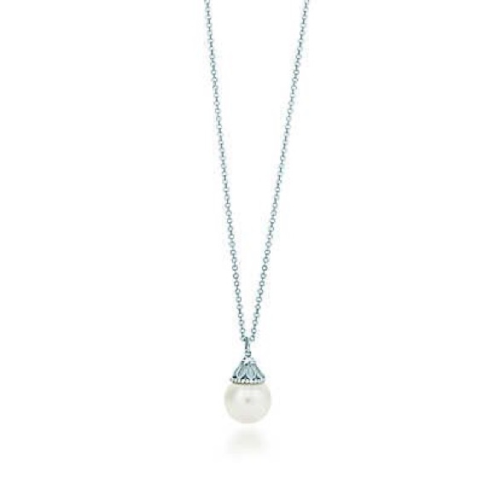 Tiffany Ziegfeld Pearl Pendant Necklace
